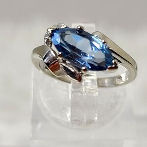 White GOLD Blue Marquise Cut Spinel Ring